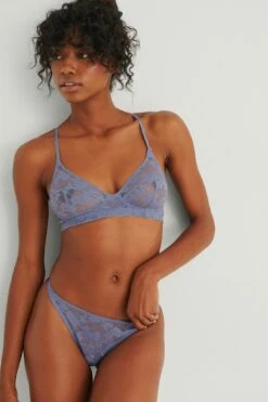 Cute Wireless Cup Shape Lace Bralette -Na-Kd nakd cute wireless cup shape lace bralette 1013 001041 0617 03j r 1