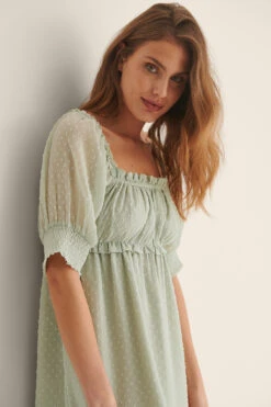 Dobby Mini Dress -Na-Kd nakd dobby mini dress 1100 004542 0010 04a