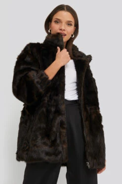 Drawstring Faux Fur Jacket 13 Drawstring Faux Fur Jacket -Na-Kd nakd drawstring faux fur jacket 1018 002753 0765 05a r