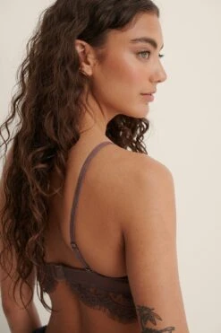 Eyelash Lace Top -Na-Kd nakd eyelash lace top 1013 000879 1182 02b