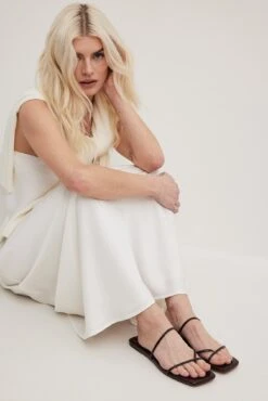 Fine Strappy Flat Slippers -Na-Kd nakd fine strappy flat slipper 1055 001398 0017 17840