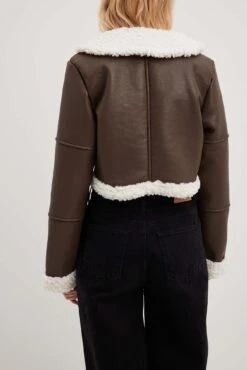 Fitted Shearling Jacket -Na-Kd nakd fitted shearling jacket 1728 000047 0017 28911