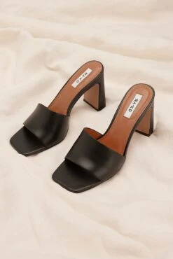 Flared Heel Leather Mules -Na-Kd nakd flared heel leather mules 1055 001146 0002 4418