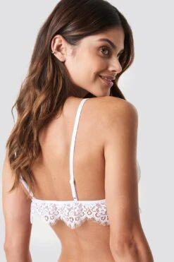 Flounce Lace Triangle Bra -Na-Kd nakd flounce lace triangle bra 1013 000298 0001 02b