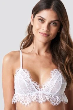 Flounce Lace Triangle Bra -Na-Kd nakd flounce lace triangle bra 1013 000298 0001 03a