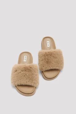 Fluffy Sliders -Na-Kd nakd fluffy sliders 1055 001283 0005 21992