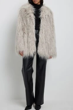 Fluffy Jacket -Na-Kd nakd fluffyh jacket 1736 000355 0008 10503 01c