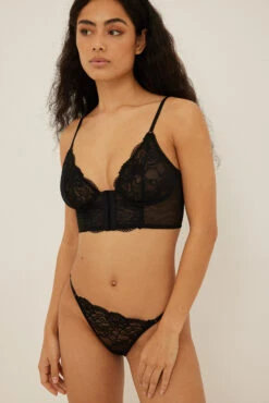 Front Buckle Short Lace Bustier 16 Front Buckle Short Lace Bustier -Na-Kd nakd front buckle short lace bustier 1013 001162 00023544