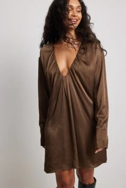 Gathered Plunge Mini Dress -Na-Kd nakd gathered plunge mini dress 1017 001113 0017 0963