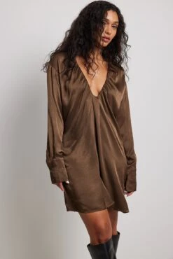 Gathered Plunge Mini Dress -Na-Kd nakd gathered plunge mini dress 1017 001113 0017 0967
