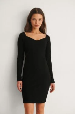 NA-KD Heart Neckline Ribbed Dress 9 NA-KD Heart Neckline Ribbed Dress -Na-Kd nakd heart neckling ribbed dress 1100 004788 0002 05j