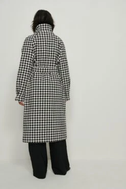 NA-KD Recycled Houndstooth Belted Coat -Na-Kd nakd houndstooth belted coat 1018 007799 0464 02d