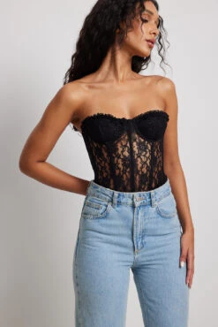 Lace Detail Cup Corset 11 Lace Detail Cup Corset -Na-Kd nakd lace detail cup corset 1013 001178 0002 0478