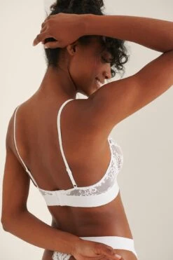 Lace Elastic Cup Bra 15 Lace Elastic Cup Bra -Na-Kd nakd lace elastic cup bra 1013 000930 0001 02b