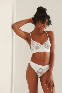 Lace Elastic Cup Bra 16 Lace Elastic Cup Bra -Na-Kd nakd lace elastic cup bra 1013 000930 0001 03a