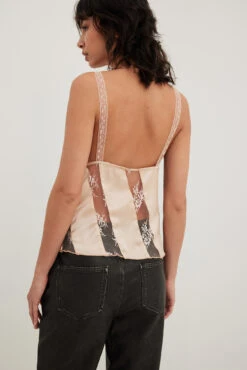 Lace Front Detail Satin Top -Na-Kd nakd lace front detail satin top 1017 002134 0005 19110