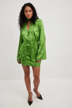 Marked Shoulder Mini Dress -Na-Kd nakd makred shoulder mini dress 1795 000012 9680 23229 01c