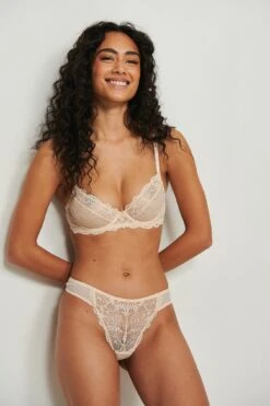 Mid Rise Classic Lace Thong -Na-Kd nakd mid rise classic lace thong 1013 000862 0719 01c