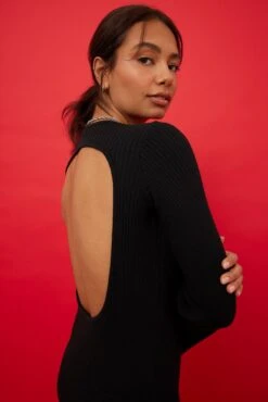 NA-KD Open Back Knitted Maxi Dress -Na-Kd nakd open back knitted maxi dress 1100 006044 0002 1161