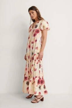Open Back V-neck Maxi Dress -Na-Kd nakd open back v neck maxi dress 1018 007150 8814 02c 1
