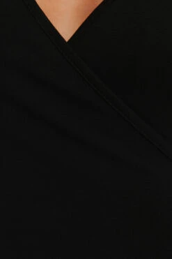 NA-KD Overlap Tie Dress -Na-Kd nakd overlap tie dress 1044 000109 0002 05g