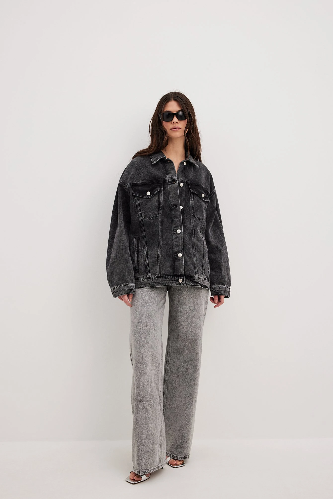 NA-KD Oversized Classic Denim Jacket 13 NA-KD Oversized Classic Denim Jacket - Image 11