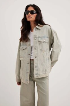 NA-KD Oversized Classic Denim Jacket -Na-Kd nakd oversized classic denim jacket 1100 007178 0592 11407 1