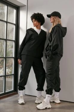 Oversized Half Zip-up Windshell Jacket