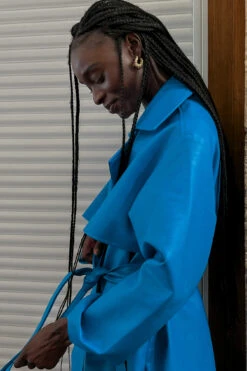 Oversized PU Trenccoat -Na-Kd nakd oversized pu trenchcoat 1736 000302 0003 edit02