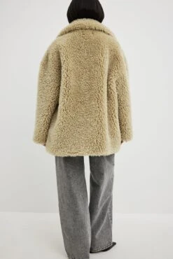 NA-KD Pocket Detail Teddy Jacket -Na-Kd nakd pocket detail teddy jacket 1100 006618 1130 4253