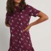NA-KD Printed Flowy Mini Dress -Na-Kd nakd printed flowy mini dress 1100 003134 0326 01j 1