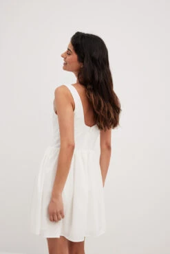 Na-Kd -Na-Kd nakd puffy mini dress 1804 000014 0001 9391