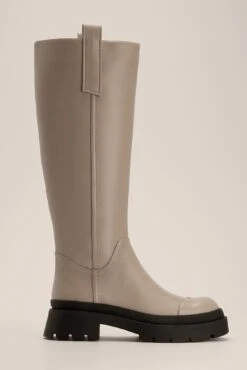 Cap Detailed Shaft Boots