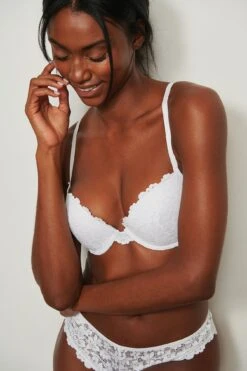 Lace Padded Cup Bra 26 Lace Padded Cup Bra -Na-Kd nakd recycled lace padded bra 1013 000996 0001 01a 1