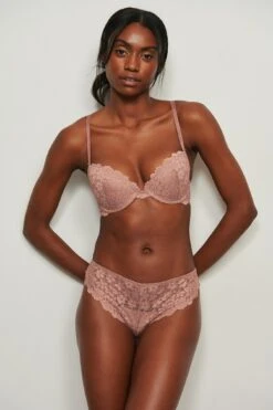 Lace Padded Cup Bra 36 Lace Padded Cup Bra -Na-Kd nakd recycled lace padded cup bra 1013 000996 0176 03c 1