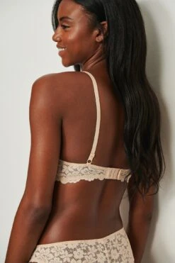 Lace Padded Cup Bra 31 Lace Padded Cup Bra -Na-Kd nakd recycled lace padded cup bra 1013 000996 0719 02b 1