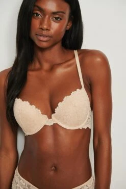 Lace Padded Cup Bra 33 Lace Padded Cup Bra -Na-Kd nakd recycled lace padded cup bra 1013 000996 0719 03a 1