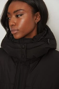 NA-KD Recycled Long Padded Belted Jacket -Na-Kd nakd recycled long padded belted jacket 1100 005049 0002 05g