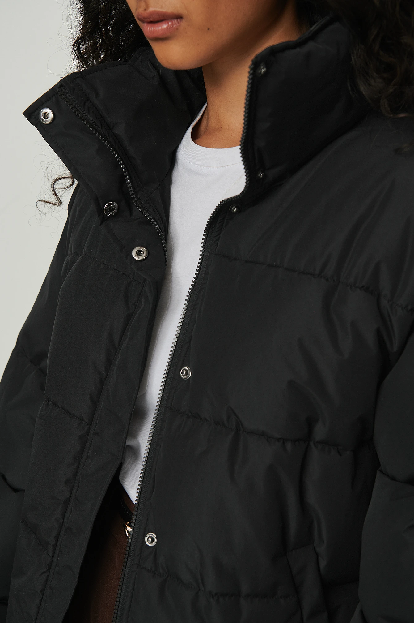 NA-KD Recycled Padded Midi Jacket 6 NA-KD Recycled Padded Midi Jacket - Image 4