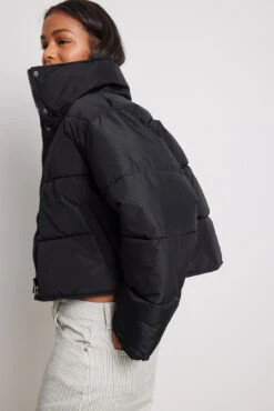 NA-KD Recycled Short Padded Press Button Jacket -Na-Kd nakd recycled short padded press button jacket 1100 005043 0002 29397