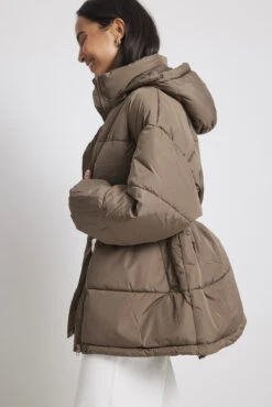 Recycled Waist Drawstring Padded Jacket -Na-Kd nakd recycled waist drawstring padded jacket 1100 005042 0765 10721