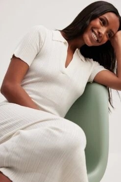 NA-KD Rib Knitted Collar Midi Dress