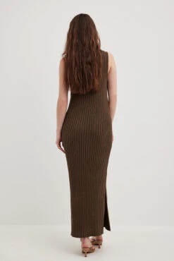 NA-KD Rib Knitted V-Neck Midi Dress -Na-Kd nakd rib knitted v neck midi dress 1100 007063 0017 1290