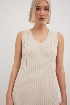 NA-KD Rib Knitted V-Neck Midi Dress -Na-Kd nakd rib knitted v neck midi dress 1100 007063 0140 0067