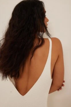 Ribbed Knitted Deep Back Dress 37 Ribbed Knitted Deep Back Dress -Na-Kd nakd ribbed knitted deep back dress 1018 009506 0260 2308