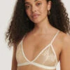 Romantic French Embroided Mesh Bralette -Na-Kd nakd romantic french embroided mesh bralette 1013 000505 0024 01a