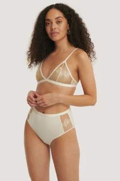 Romantic French Embroided Mesh Bralette -Na-Kd nakd romantic french embroided mesh bralette 1013 000505 0024 03j