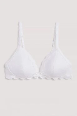 Romantic Lace Top 16 Romantic Lace Top -Na-Kd nakd romantic lace top 1013 001285 0260 0014