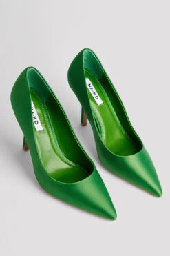 Satin Pumps -Na-Kd nakd satin pumps 1055 001305 8531 0652 copy