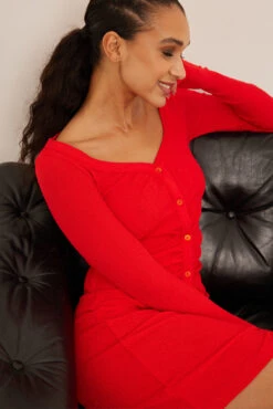 NA-KD Scoop Neck Rouched Button Dress -Na-Kd nakd scoop neck rouched button dress 1100 006340 0004 04